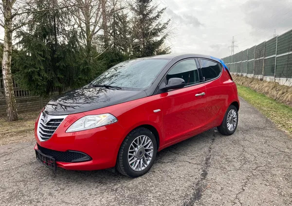 pełczyce Lancia Ypsilon cena 10900 przebieg: 77000, rok produkcji 2012 z Pełczyce